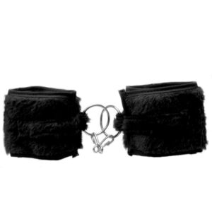 ALGEMA DE PELUCIA PRETA